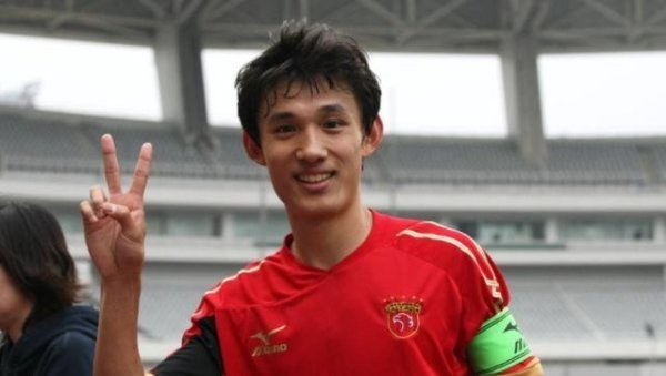 重庆铜梁龙新赛季重磅引援详情！曾任冠部队主力，如今随俱乐部集训